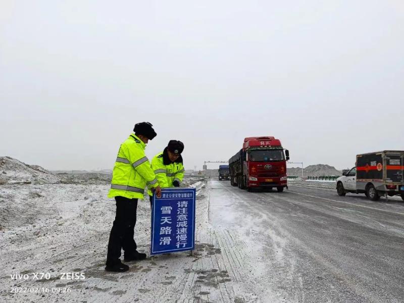 馳騁變革之路，215國(guó)道最新路況與勵(lì)志之旅